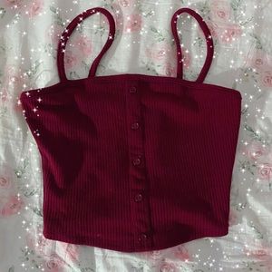 maroon crop top